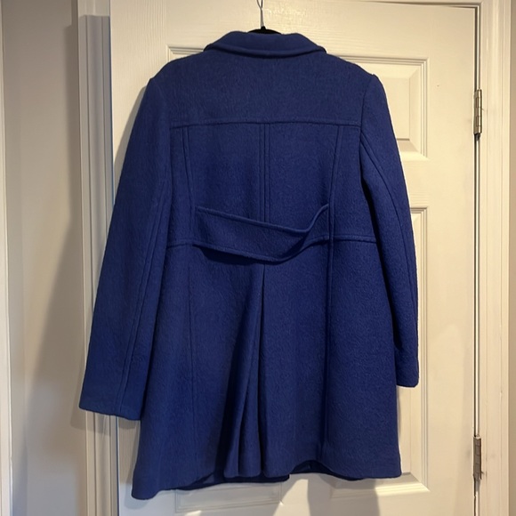 COAT 3/4 length. Lans End - Picture 3 of 4